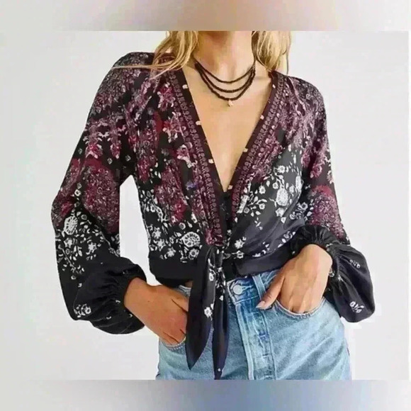 Free People Run Free Blouse Size XS - Picture 4 of 8